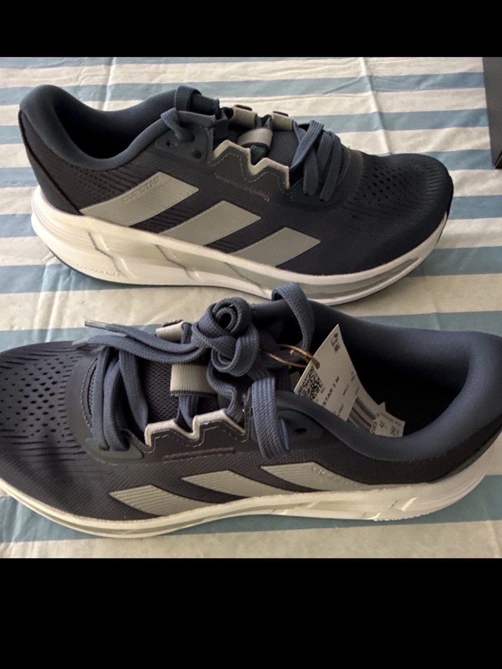 Adidas Questar 3 Blue Running Sneakers Unisex Size 8.5 Men / 9.5 Women
